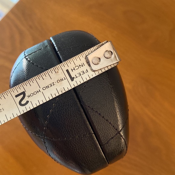 Chanel black quilted glasses / sunglasses case - Picture 8 of 8